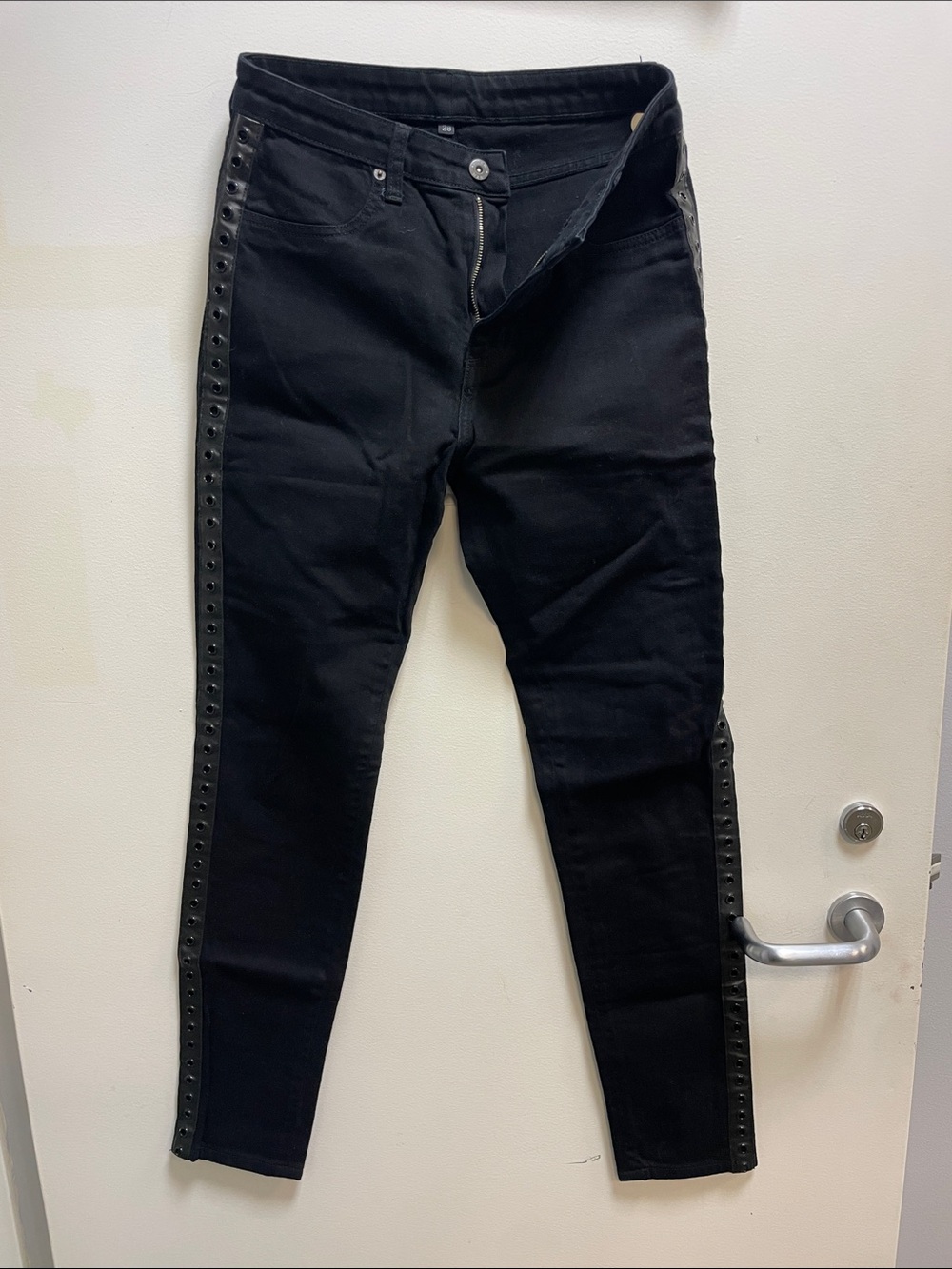 Black rivet-trim skinny Jeans